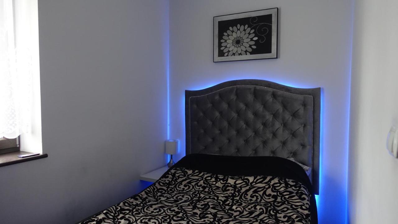 Apartament Neon Διαμέρισμα Γκντίνια Εξωτερικό φωτογραφία